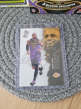LeBron James Lakers 'Round 1' Trading Card - Purple & Gold